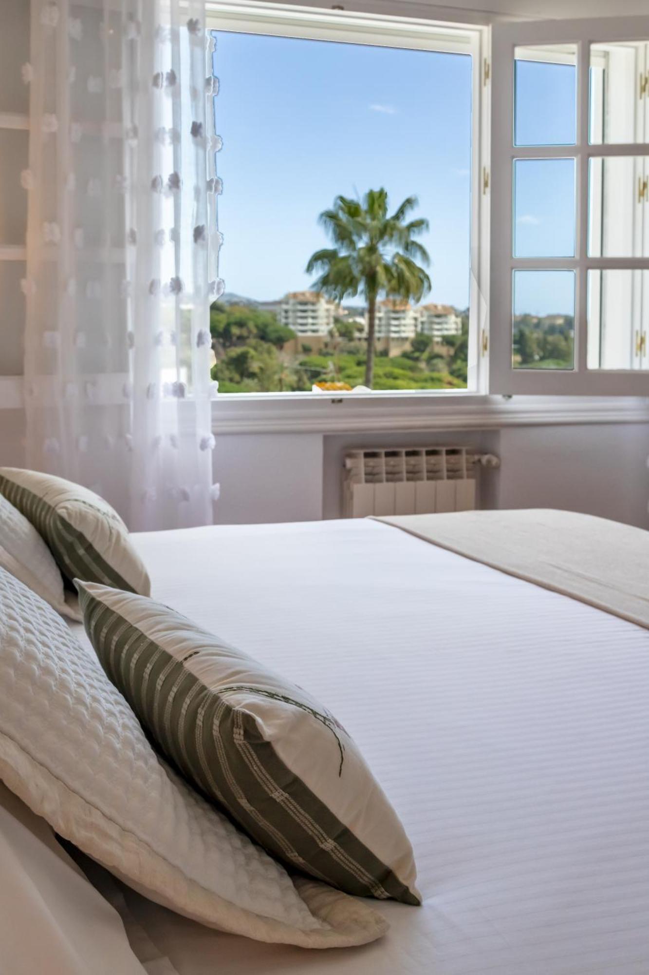 マルベーリャ Aurora Boutique House - Only Adults Bed & Breakfast エクステリア 写真